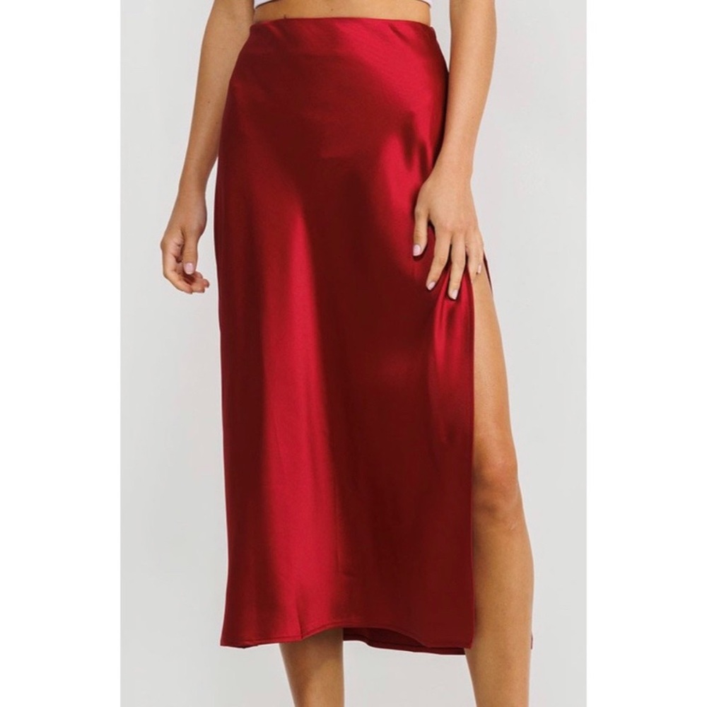 Poinsettia skirt